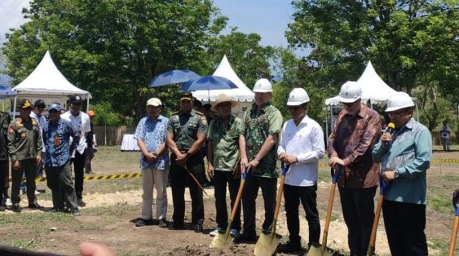 
 PT ESL melaksanakan groundbreaking atau peletakan batu pertama pembangunan eko wisata di kawasan Hutan Lindung Sekaroh, hanya saja, hingga penghujung bulan di tahun 2024 ini, PT ini belum melakukan aktivitas apapun.