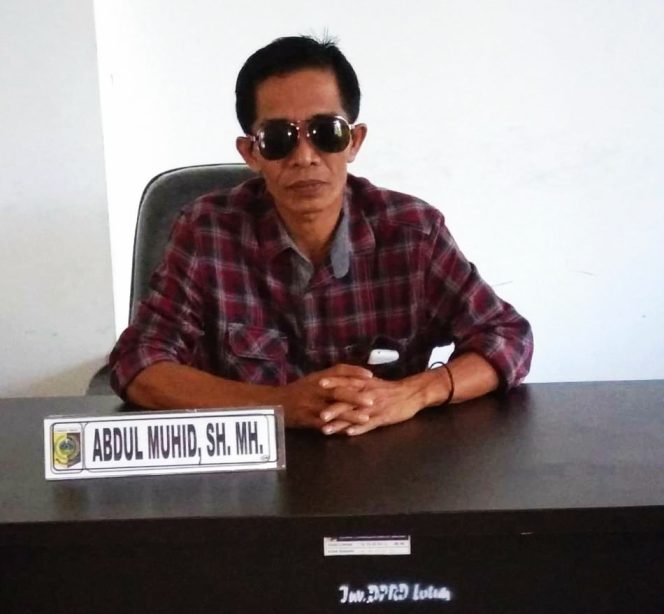 
 Foto, Abdul Muhid, SH