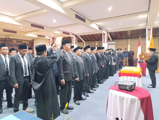 
 Foto : Sebanyak 63 Pengawas Kecamatan Se - Kabupaten Lombok Timur Pilkada Serentak 2024.