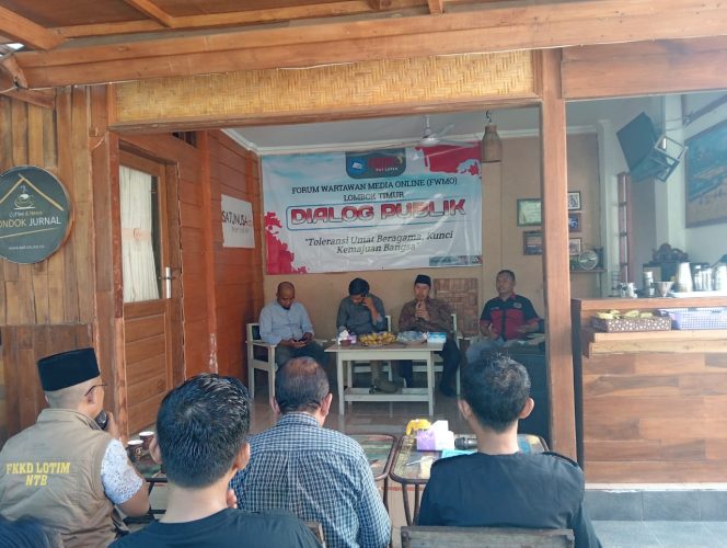 
 Jaga Kerukunan Antar Umat Bergama, FWMO Lombok Timur Gelar Dialog Publik