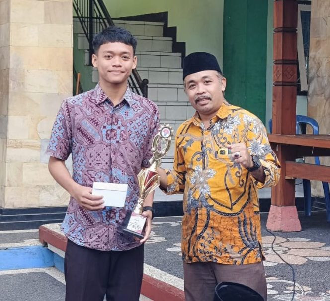 
 Hebat, Siswa MAN 1 Lotim Raih Juara Lomba Lari Tingkat Dispora