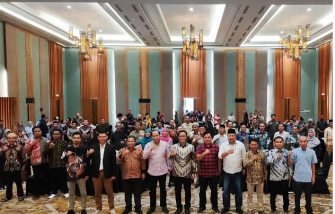 
 PJ Bupati Lombok Timur menghadiri rapat akhir Bawaslu Kabupaten Lombok Timur yang di gelar di Hotel Aruna Senggigi Lombok Barat pada hari  Sabtu sampai dengan hari Minggu (25-25/6) kemarin.