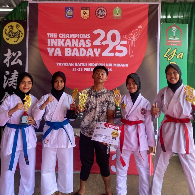 
 Jajal Lomba Karate Se-NTB, Tim Karate MAN 1 Lotim Raih Lima Prestasi 