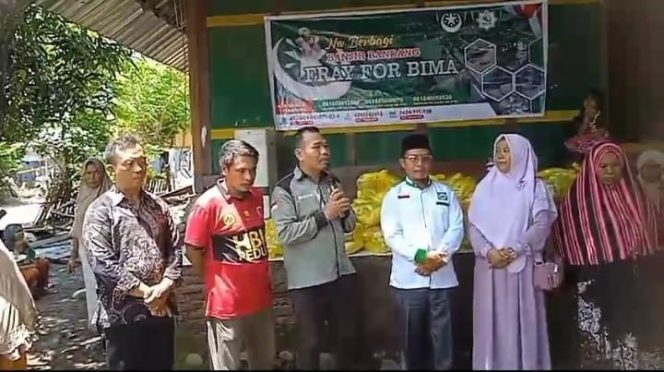 
 Peduli Korban Banjir Bandang Di Bima, Lazah NW Salurkan Bantuan 