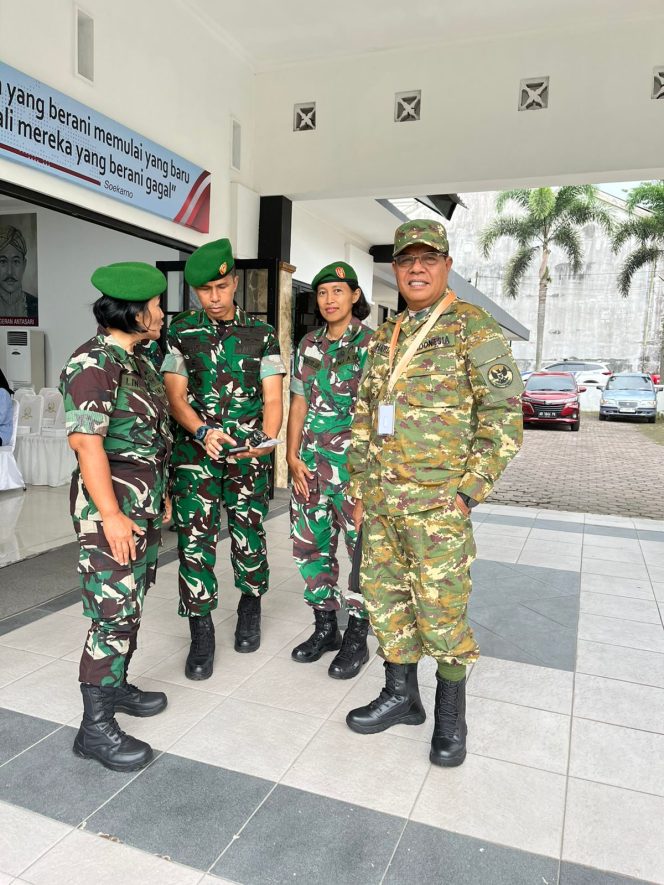 
 Foto : Bupati Lombok Timur H. Haerul Warisin bersama kepala daerah lainnya mulai mengikuti rangkaian kegiatan Magelang Retreat yang dilaksanakan di komplek Akademi Militer Magelang pada Sabtu (22/2).