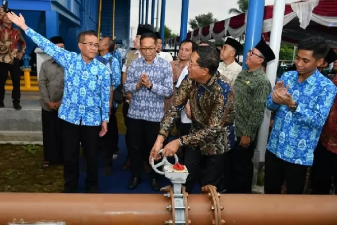 
 Bupati Lotim Resmikan SPAM Pantai Selatan, Masyarakat Sekitar Mata Air Diminta Tak Perlu Khawatir