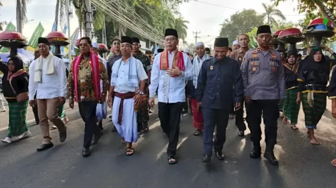 
 Parade 1447 Dulang Sambut Peringatan Tahun Baru Islam di Lotim