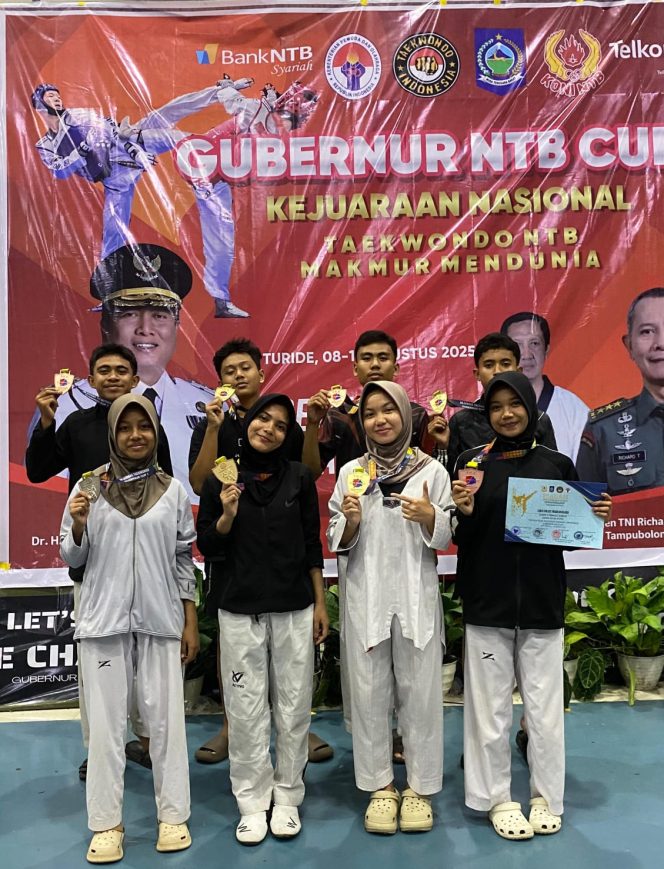 
 Hebat, Tim Taekwondo MAN 1 Lotim Raih Delapan Prestasi di Kejuaraan Gubernur NTB Cup 2025