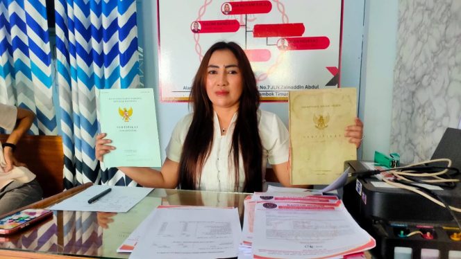 
 Foto : Kuasa Hukum tergugat, Ida Royani, SH, membeberkan sederet kejanggalan dalam perkara bernomor 66/PDT.G/2025 PN.Sel yang dinilainya tidak sesuai dengan aturan hukum pertanahan
