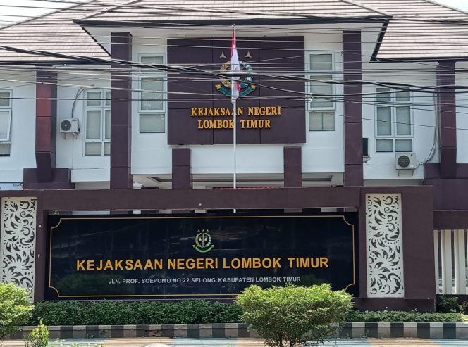 
 Kejaksaan Lotim Temukan Indikasi Penyimpangan pada Kasus Pengadaan Buku Dikbud Lotim