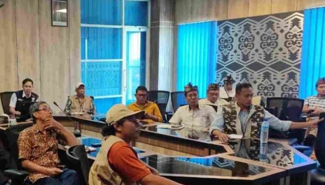 
 FPRB Loteng Gelar FGD Mitigasi Bencana 