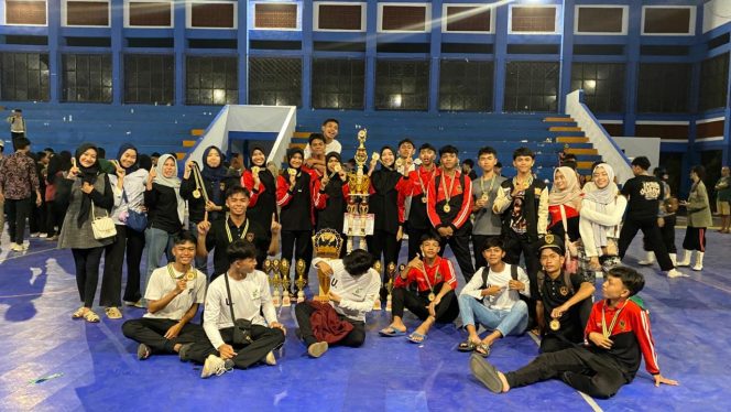 
 Tim Paskib MAN 1 Lotim Rebut Juara Umum Lomba Paskib PPI NTB