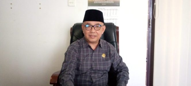 
 Foto : Ketua DPRD Lombok Timur Muhammad Yusri 