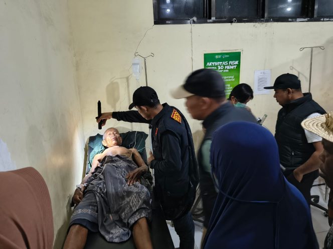 
 Foto : Salah satu korban mengalami luka robek bagian kepala saat mengejar kerbau miliknya pada jum'at dini hari (06/03)
