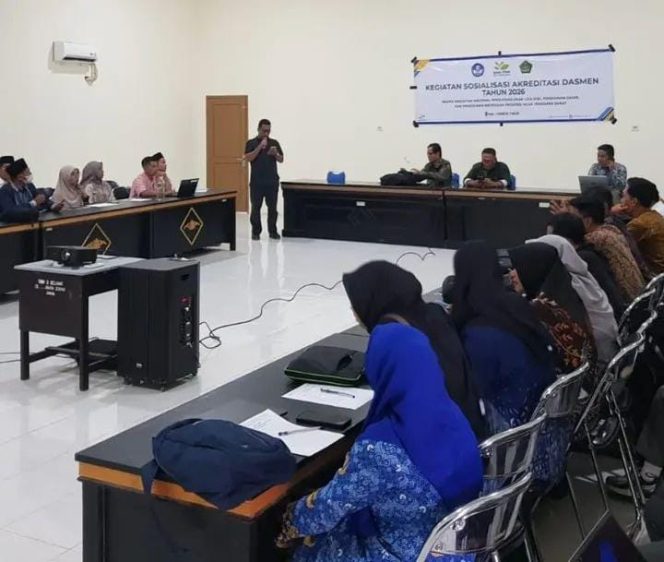 
 Tingkatkan Hasil Akreditasi 2026, Dikbud Lotim Gelar Sosialisasi Akreditasi Bagi Sekolah Se-Lotim