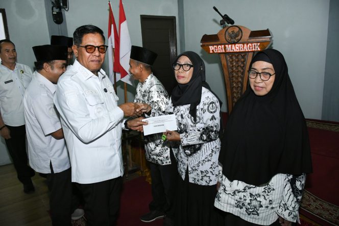 
 Bupati Ingin Guru Fokus Kuatkan Karakter Siswa