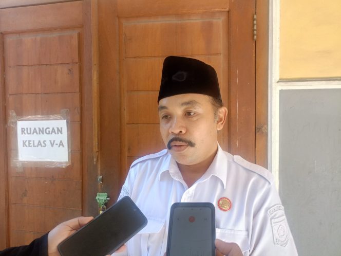 
 Foto : Kepala Dinas Pendidikan dan Kebudayaan lombok timur ( M Nurul Wathoni)