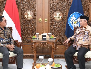 Foto : Bupati Lombok Timur H Haerul Warisin bertemu mendikdasmen Abdul Mu'ti di Jakarta selasa (02/06).