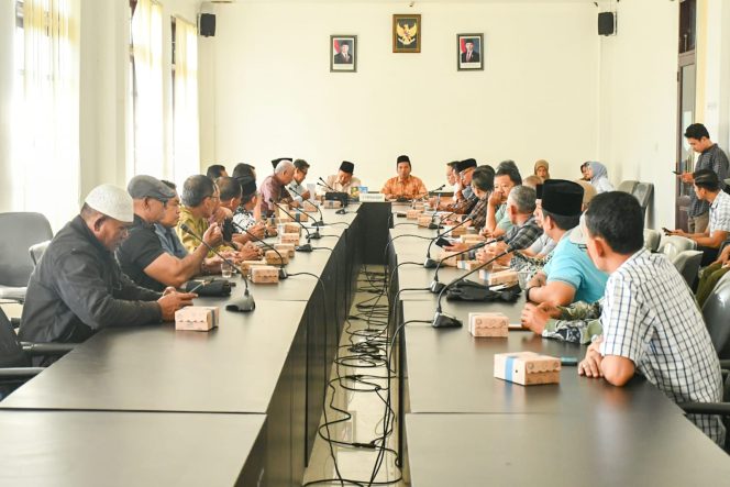
 Pemda dan DPRD Sepakati Jadwal Pencoblosan Pilkades Januari 2027
