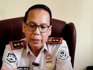 Foto : Kepala l
Kantor Emigrasi lombok timur Iqbal Rifai 