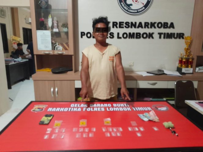 
 Satuan Reserse Narkoba Polres Lotim Amankan Terduga Pengedar Sabu di Masbagik