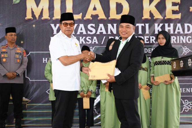 
 Bupati Lotim Siap Bantu Rp200 Juta untuk Rehab Asrama Panti Asuhan Ampera di Milad ke-48