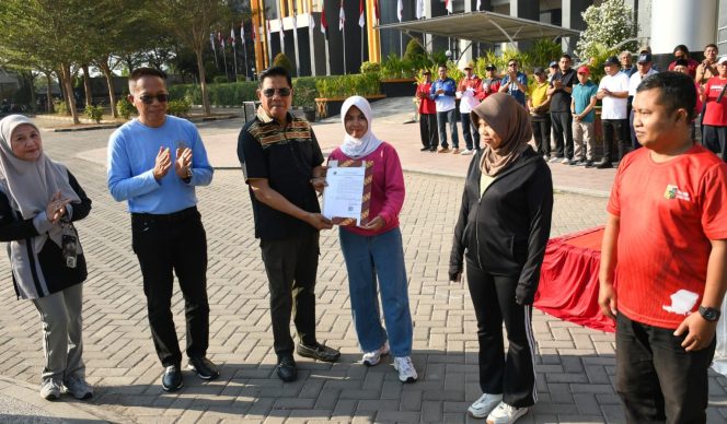 
 Lotim Digitalkan Bansos, 2.576 Agen Turun Data 140 Ribu KK Lewat Portal Perlinsos