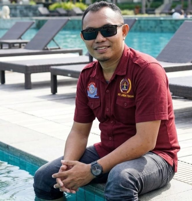 
 Foto : Ketua FWMO Lombok Timur Syamsul Rizal menyatakan kesiapannya maju sebagai calon Ketua PWI Lotim