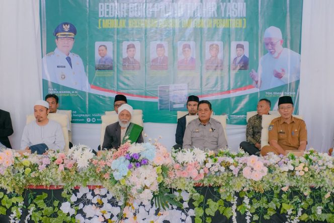 
 H Iron, Pesantren Tempat Tempa Adab dan Moral, Apresiasi Ponpes Thohir Yasin Terbitkan Buku Anti Kekerasan